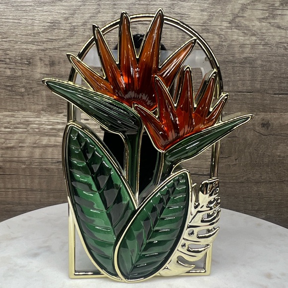 Bath & Body Works Bird of Paradise Black Plug Scent control Wallflowers Plug - Picture 1 of 6